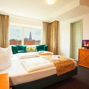 Ina Royal 3* Keulen
