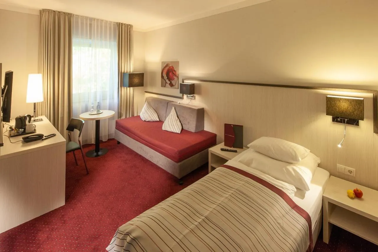 *** Hotel Bergers Airporthotel Memmingen Memmingerberg Germany